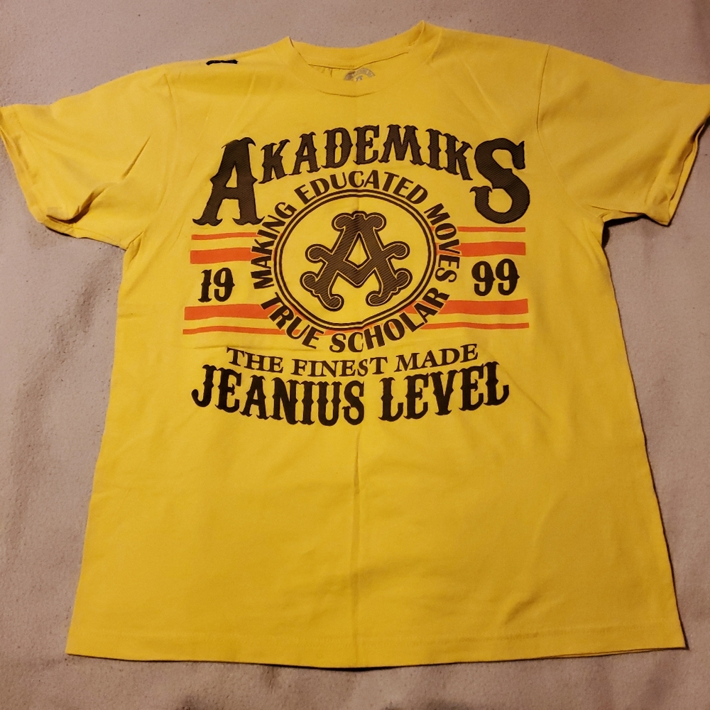 Akademiks Graphic T-shirt